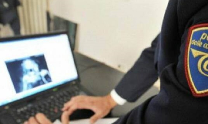 Pedopornografia: animatore dell’oratorio adescava minorenni online