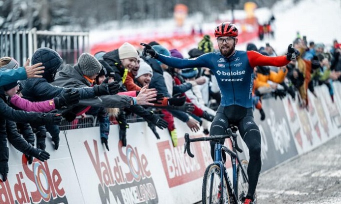 Coppa del Mondo, sul circuito trentino della Val di Sole domina Nieuwenhuis, fra le donne la sorpresa Bakker