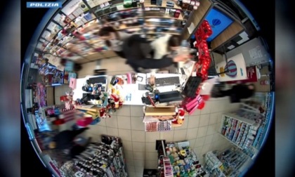 Rapina un supermarket a Milano: beccato in flagranza di reato un 36enne