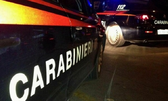Gli rubano l’auto ma dopo qualche giorno la rivede e allerta i Carabinieri: fermato un 37enne ucraino