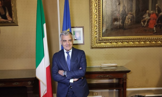 Claudio Sgaraglia è il nuovo prefetto di Milano: “Onorato di essere qui, una sfida che accetto volentieri”