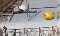 Incidente in un cantiere edile a Milano, operaio di 28 anni muore sul colpo schiacciato da una lastra