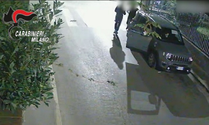 Carabinieri di Corsico arrestano 10 persone: rubavano auto nei nostri comuni e le vendevano in Puglia