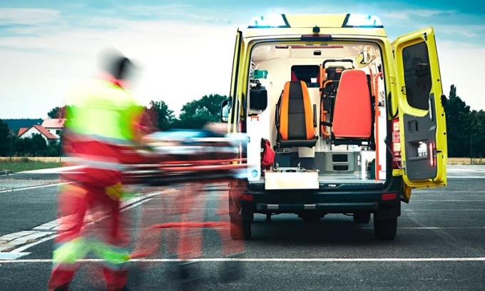 Tir travolge una moto a Cesano: una donna 33enne di Corsico in condizioni disperate