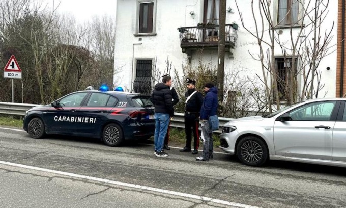 Omicidio a Rozzano, uomo di 32 anni trovato colpito da due coltellate mortali alla schiena