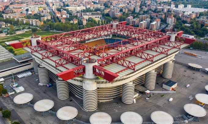 Il futuro di San Siro è nelle mani dei club: nessuna proposta alternativa a quelle di Milan e Inter