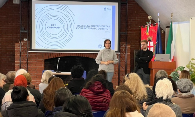 Grande partecipazione per il primo appuntamento della lezione di raccolta differenziata per i cittadini stranieri