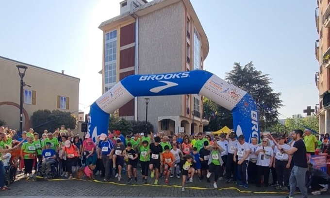 “Insieme per arrivare al traguardo”: dove lo sport abbatte ogni barriera, la carica degli oltre 600