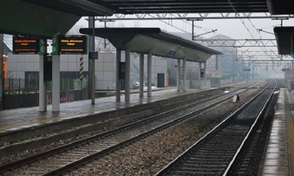 Investita dal treno alla stazione di Garbagnate, muore una donna di 48 anni