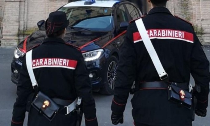 Minaccia di uccidere il bambino della ex compagna incinta: arrestato dai carabinieri