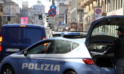 Quartetto di ladri sorpreso a rubare in un negozio del centro di Milano: arrestati