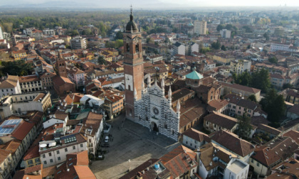 Negozi a Milano, i trend: aumenta il numero degli esercizi al dettaglio e i supermercati riducono le dimensioni