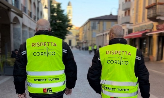 “Street tutor” a Corsico: il bilancio sui loro primi mesi di attività contro inciviltà e degrado urbano
