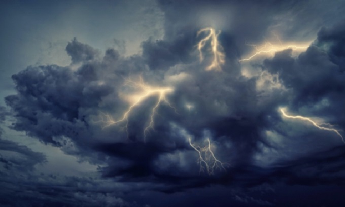 Nuova allerta meteo gialla per temporali nel milanese oggi 1° luglio