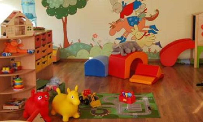 Bimbi maltrattati all’asilo nido: la titolare e le due educatrici agli arresti domiciliari