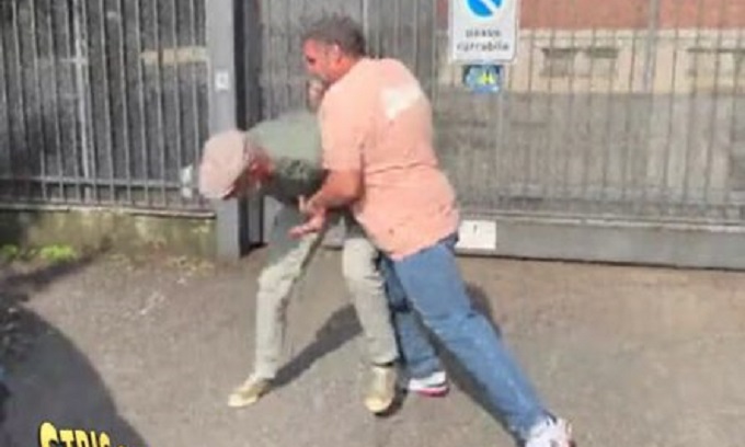 L’inviato di Striscia la Notizia Max Laudadio aggredito a Baggio da un artigiano “furbetto”