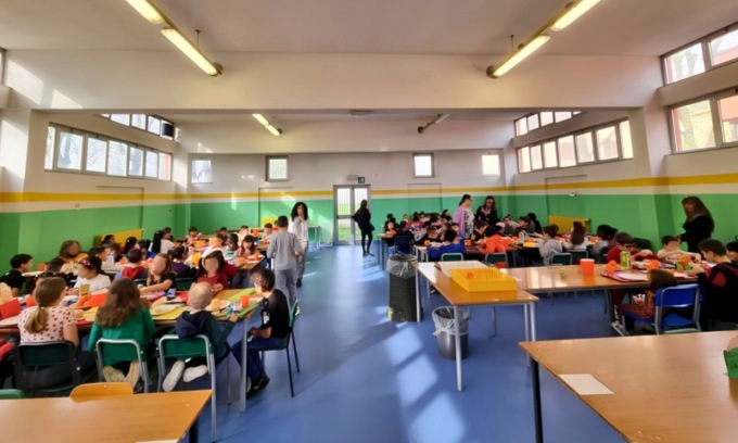 Open day del centro cottura “Vivenda” per scoprire come si producono i pasti per le scuole di Corsico
