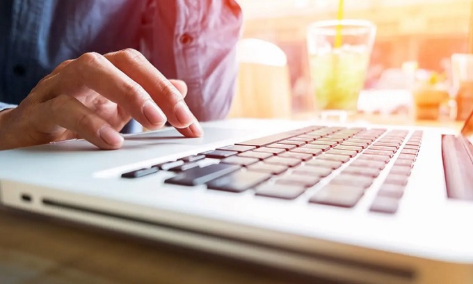 Corsi sull’uso di computer e smartphone a Rozzano: tutte le info