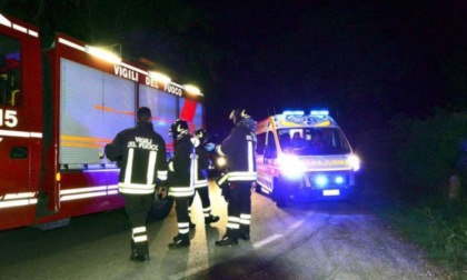 Tragico incidente nella notte a Siziano: morto un motociclista 35enne