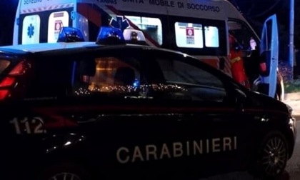 Accoltellato a una gamba in via delle Mimose: 31enne in codice rosso all’Humanitas