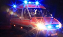 Accoltellato nella notte in strada: 36enne in gravi condizioni al San Raffaele