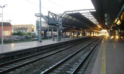 Rapinavano i passeggeri sui treni: quattro arresti della Polfer nelle stazioni di Milano