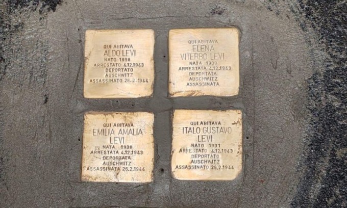 A Milano posate le pietre d’inciampo in memoria della famiglia Levi
