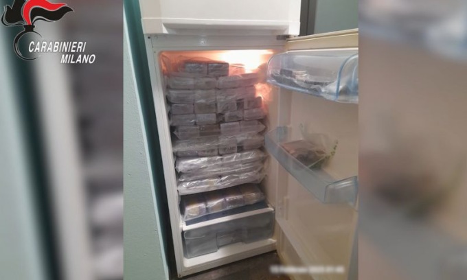 Operazione antidroga a Milano: sequestrati 180 kg di hashish in un B&B