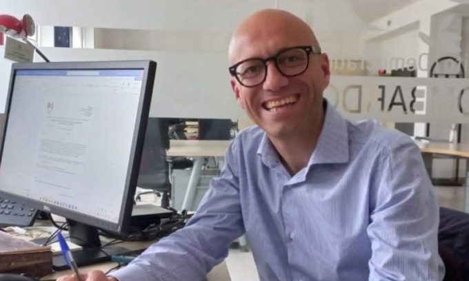 Fabio Bottero assessore all’Edilizia Residenziale Pubblica al Comune di Milano: botta e riposta della politica