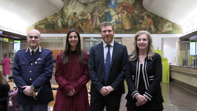 Passaporto negli uffici postali di Milano e provincia: al via il nuovo servizio di Poste Italiane
