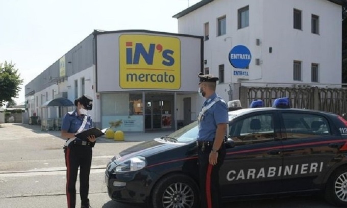 Rapina al supermercato In’s: arrestati due uomini già conosciuti dai Carabinieri