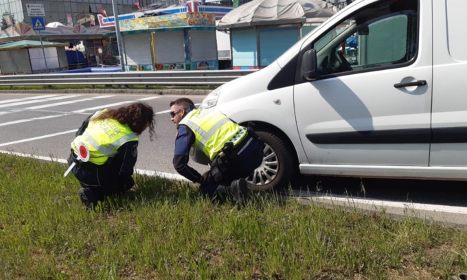 Investimento a Melzo: Ciclista di 58 anni grave dopo incidente con camioncino