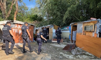 Smantellata baraccopoli a Ponte Sesto: intervento della polizia locale contro degrado e illegalità