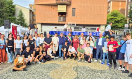 Corsico celebra il 2 giugno con i giovani: premiati anche i partecipanti a “Esercizi di Democrazia”
