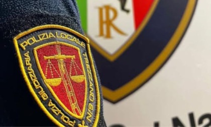Investita mentre attraversa sulle strisce: identificato il responsabile grazie alle indagini della Polizia Locale