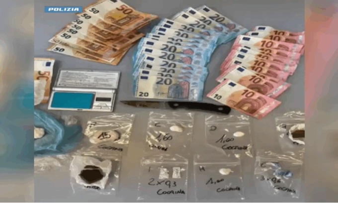 Bar come base di spaccio: in manette un pusher di 29 anni