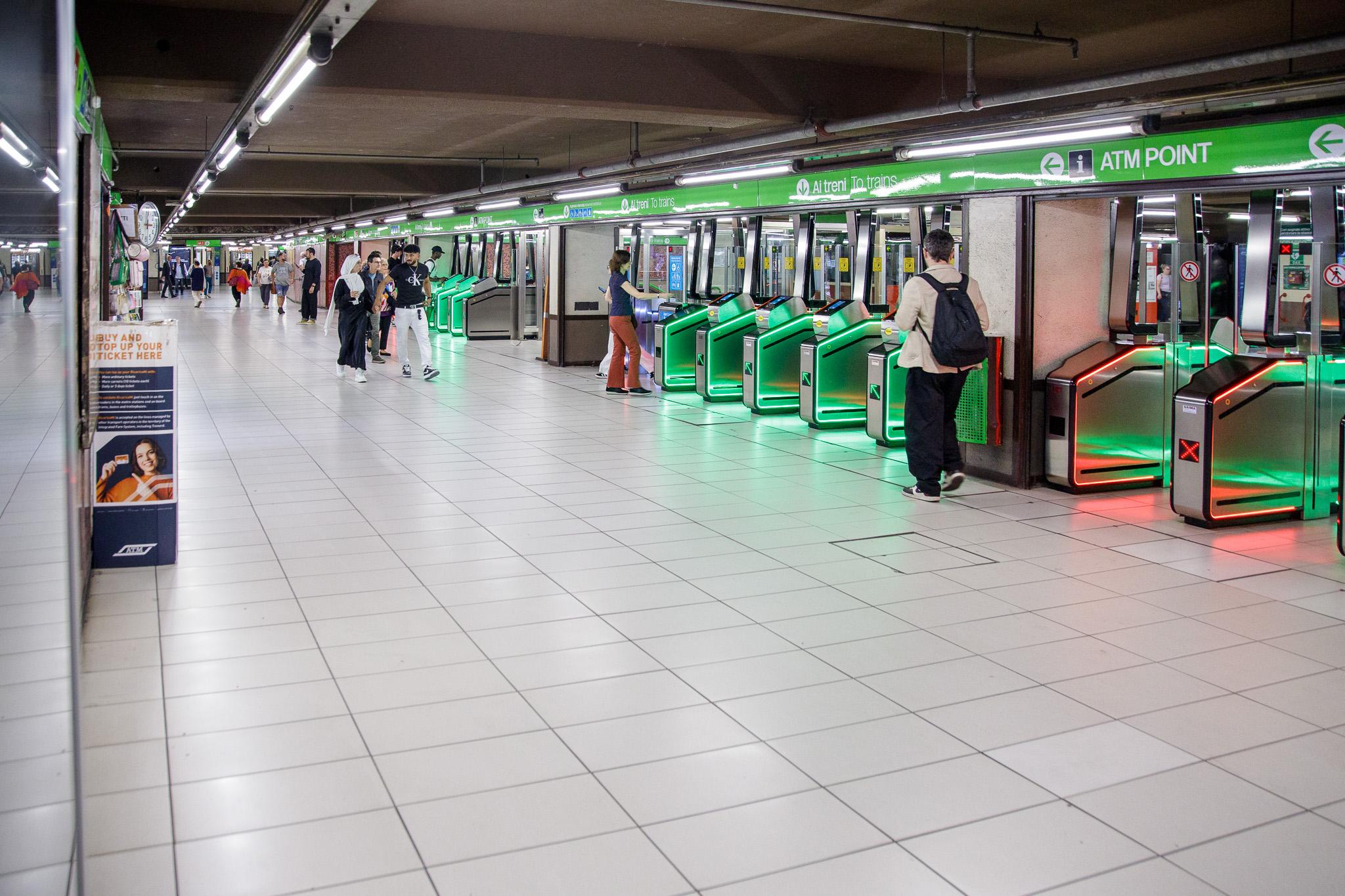 M2, ATM: LAVORI SU BINARI,CHIUSE STAZIONI MOSCOVA E LANZA DA 19/7 A 7/9 (FOTO 3)