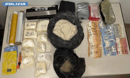 Operazione antidroga del Commissariato Lorenteggio: due pusher in manette, base di stoccaggio in un appartamento di Cesano Boscone