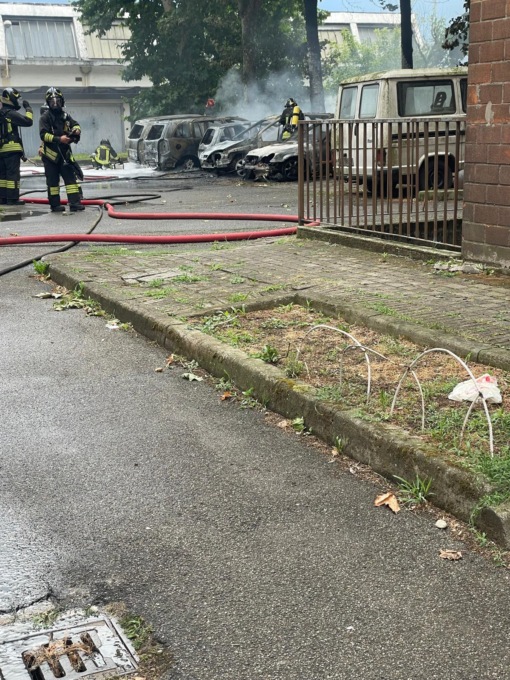 abbiategrasso-autoinfiamme1-510x680