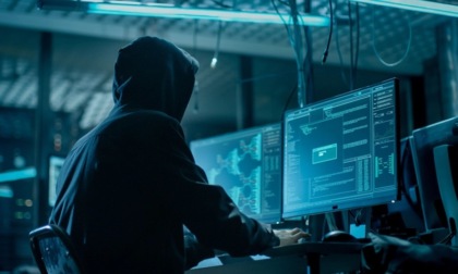 Arrestato a Milano uno dei più pericolosi hacker d’Europa: guidava una gang specializzata in attacchi informatici