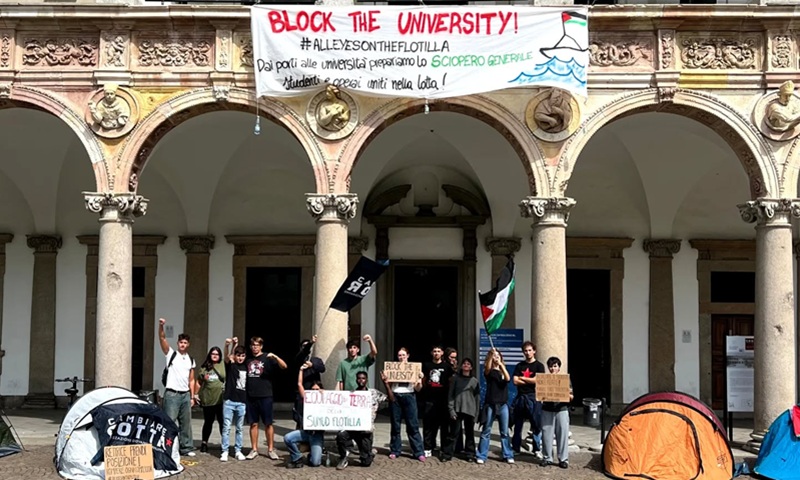 Presidio per Gaza degli studenti della Statale: “Se toccano Flotilla blocchiamo l’università”