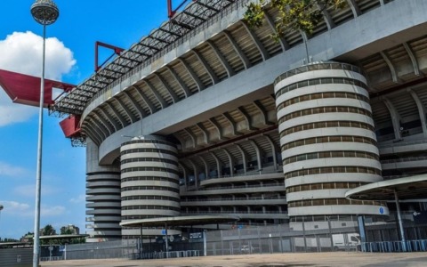 Vendita San Siro, il giorno della verità: seduta a oltranza per la cessione dello stadio