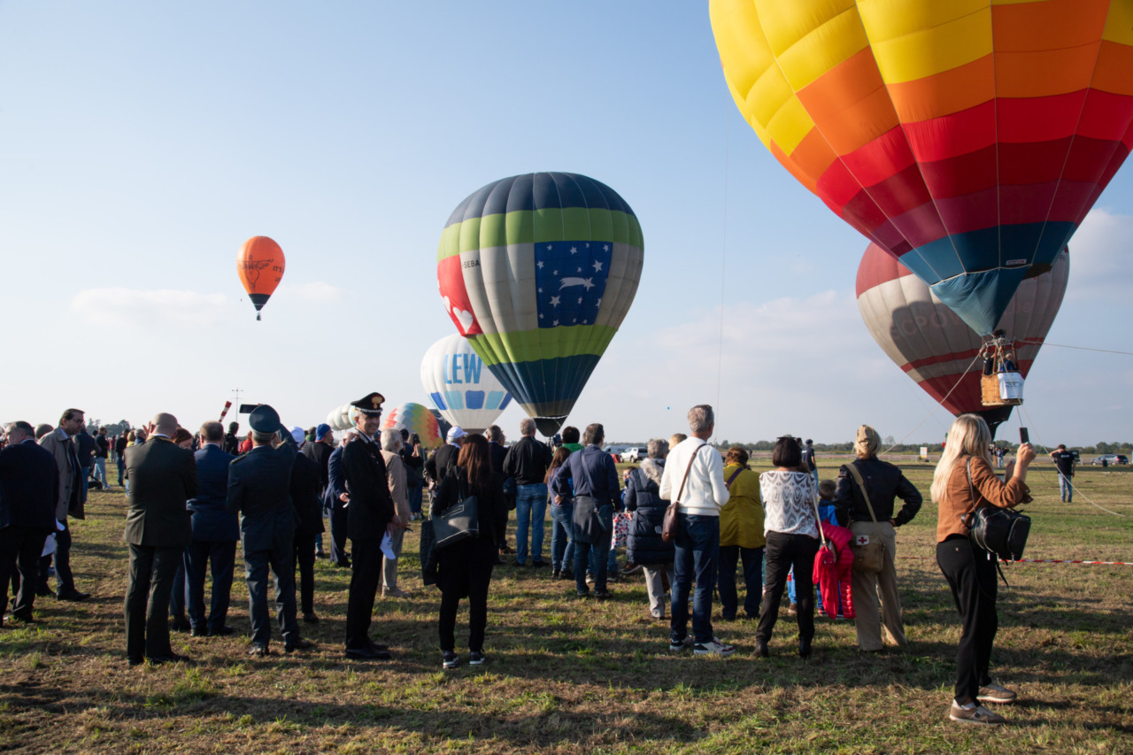 Aeronautica Militare Balloon Cup: a Piacenza la seconda edizione della gara tra mongolfiere unica in Europa