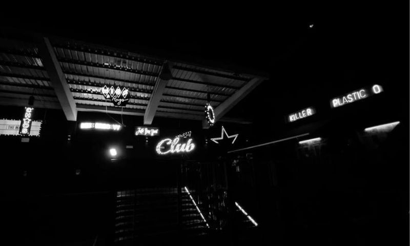 Milano perde il suo cuore underground: chiude il Plastic