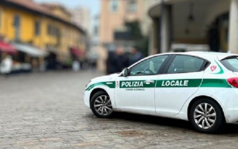 Arrestato ventenne per estorsione: vittima una persona transgender