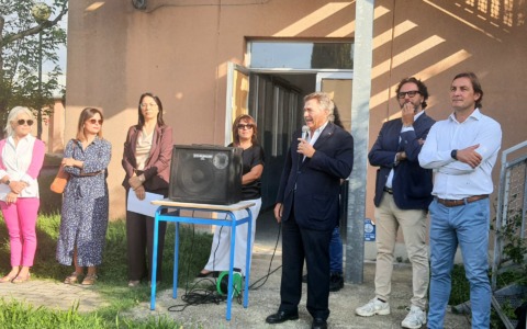 Assago, un contributo per i commercianti per abbattere le barriere architettoniche