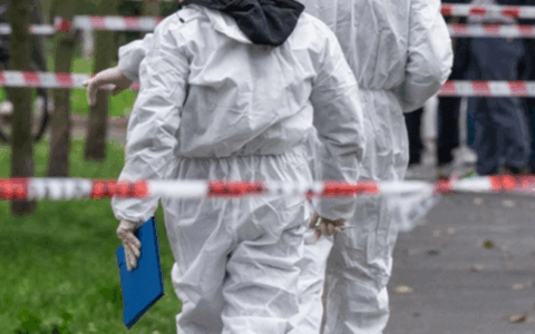 Muore a Milano Luciana Ronchi, accoltellata dall’ex marito a Bruzzano: Luigi Morcaldi arrestato al Parco Nord