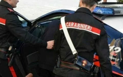 Colpo alla rete dello spaccio alla Barona: smantellato il gruppo legato al clan Calaiò