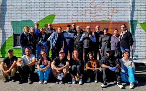 Buccinasco scopre un nuovo murale dedicato al tema della salute mentale, la nuova opera realizzata dai pazienti insieme a We Run The Streets