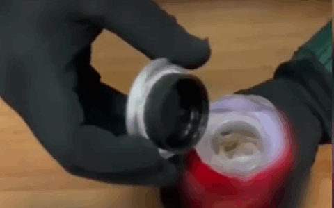 Nasconde la droga nelle lattine delle bibite: arrestato per spaccio un 39enne statunitense